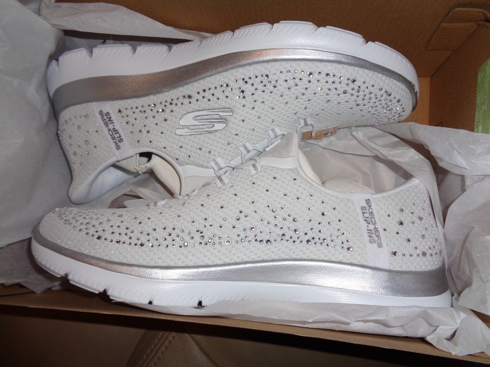 Skechers Summit Sneakers Shoes White  Size 10 Embellished Hands free slip in NEW