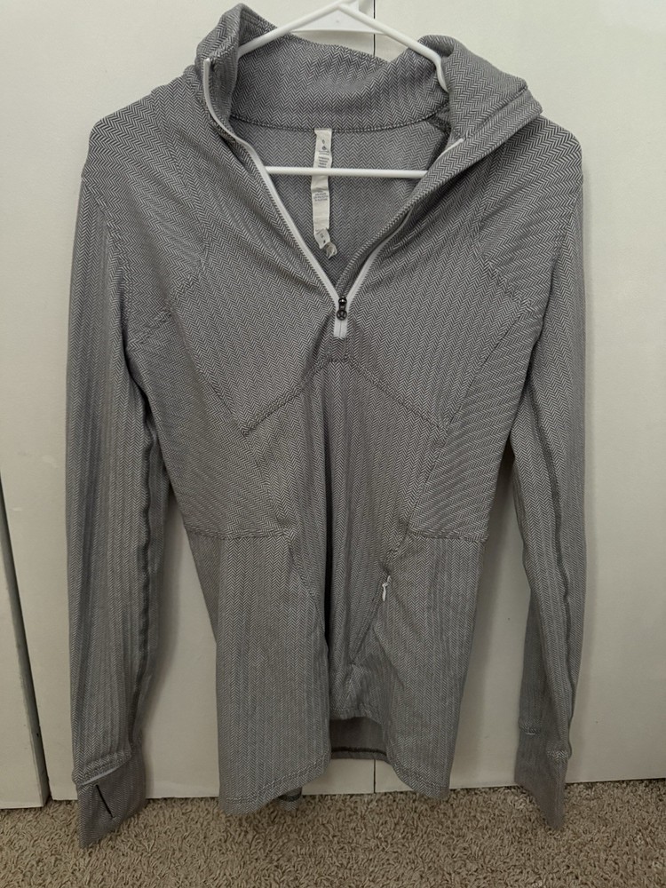 Lululemon Kanto Catch Me 1/4 Zip Pullover Shirt Womens 6 Gray Stretch Athleisure