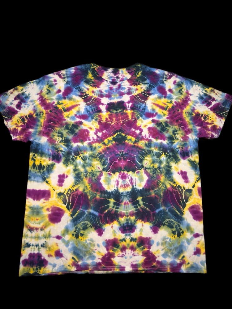 Hand Dyed Tie Dye Short Sleeve Shirt. Unisex For Men And Women. 100% Cotton