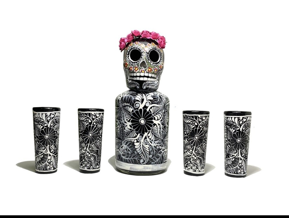 Hand Painted Decanter Set (Frida Kahlo) with 2 Shot Glasses