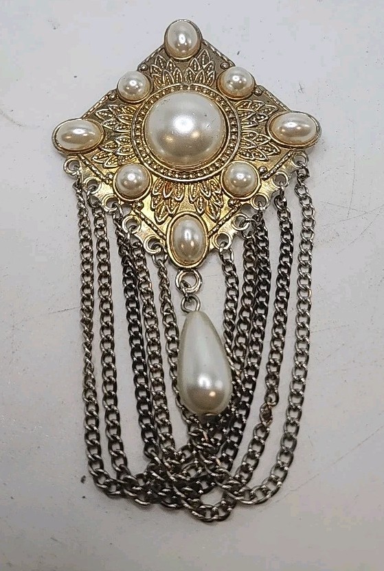 Vintage Gold Tone Filligree Brooch With Faux Pearls & Chain Tassels 3.5