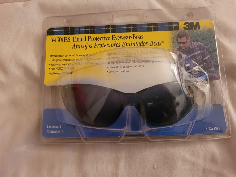 3M Protective Eyewear Safety Glasses Tinted Boas R-1701ES Anteojos Protectores