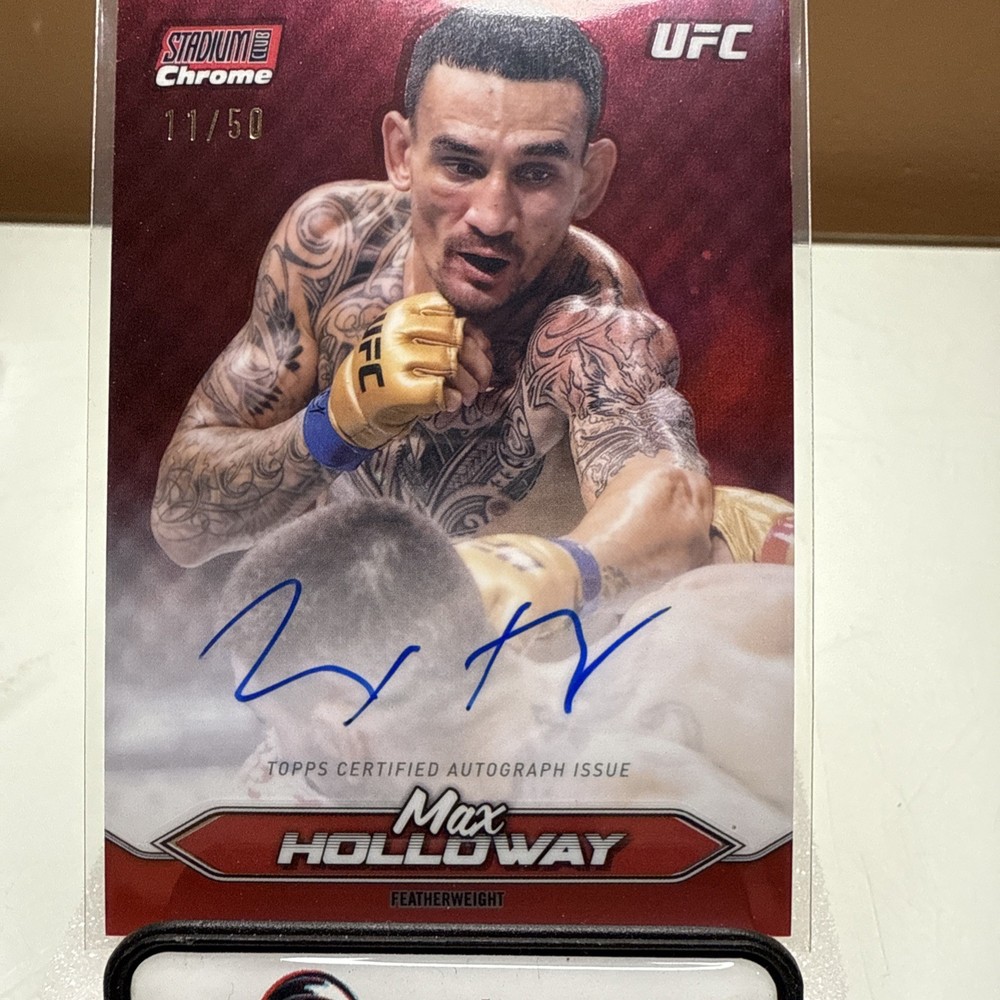 🔥 2025 Topps Stadium Club UFC Red Chrome Max Holloway On Card Auto /50 🔥