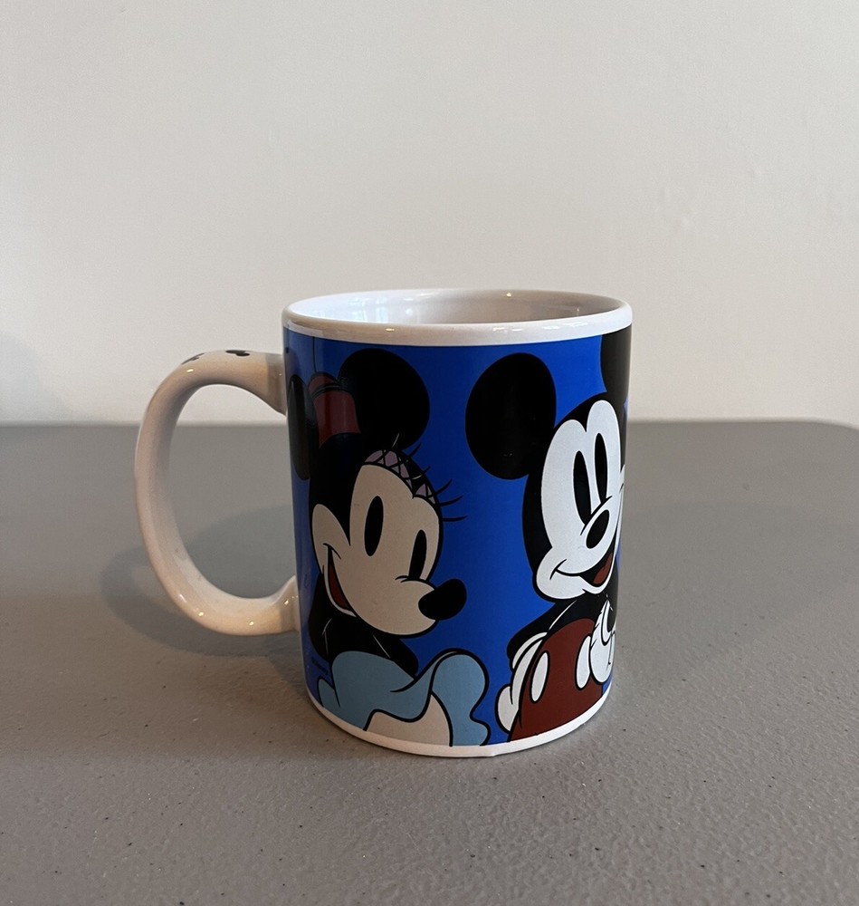 Vintage Walt Disney Ceramic Coffee Mug Mickey Mouse Minnie Pluto Goofy Cartoons