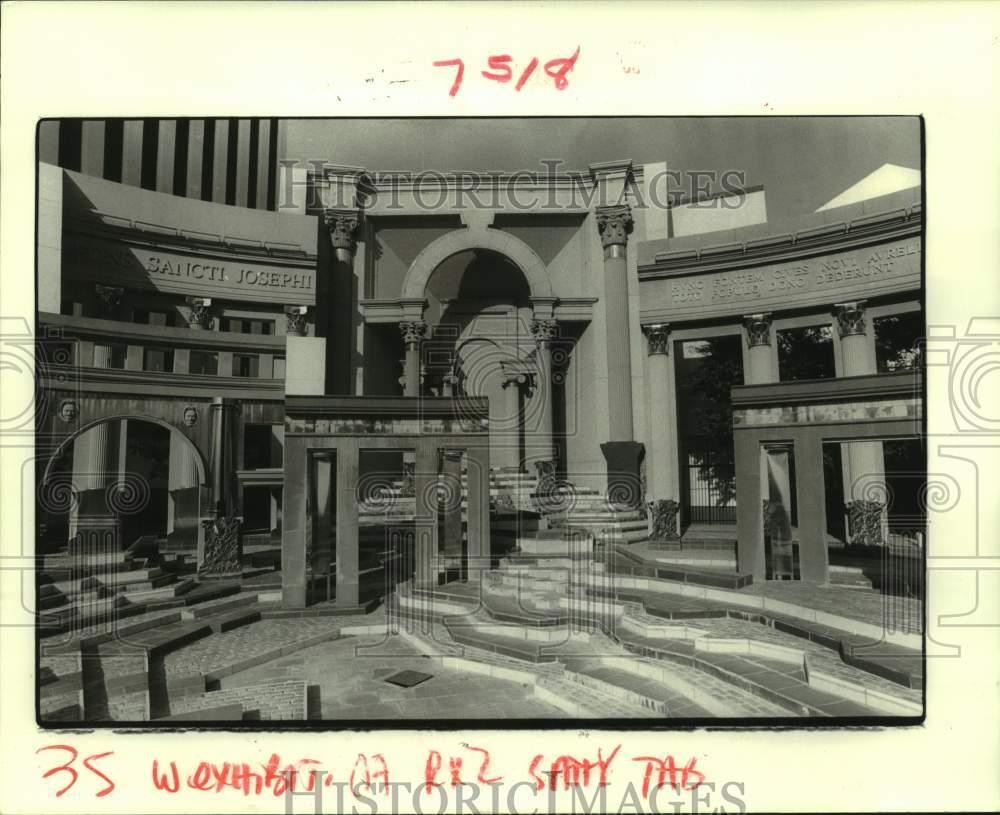 1984 Press Photo Italian Plaza in New Orleans, Louisiana - noc06817