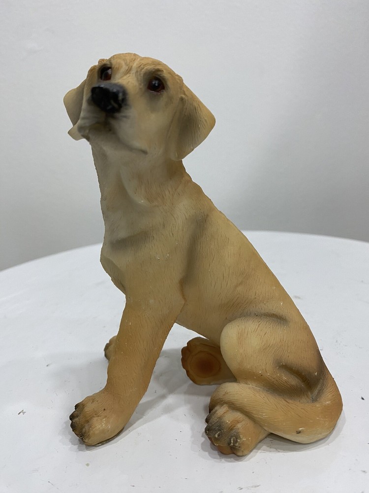 Castagna Dog Golden Yellow Labrador Retriever Resin Figurine 5.5”Tall