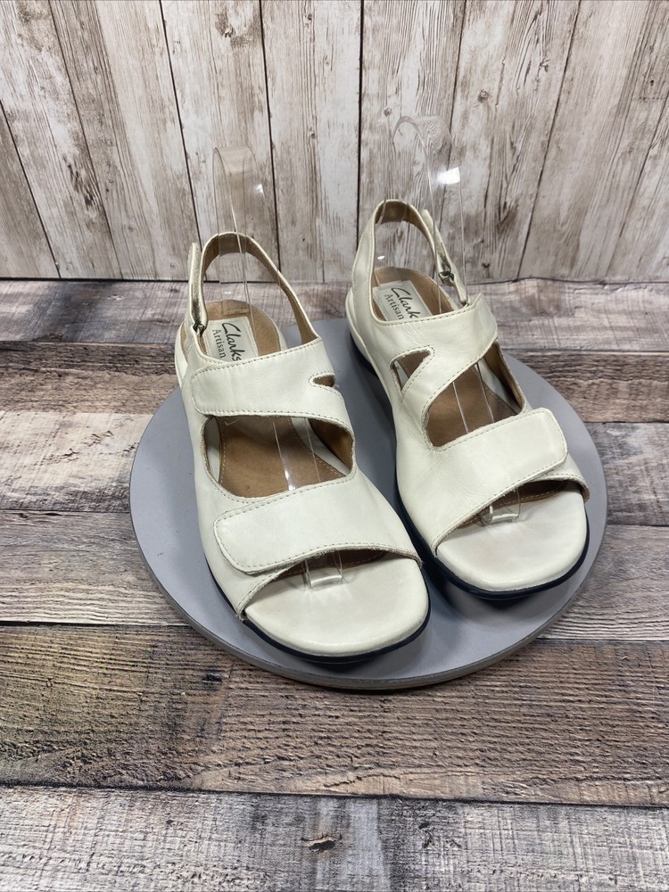 Clarks Artisan Womens Off White Leather Adjustable Narrow Sandals Size 7