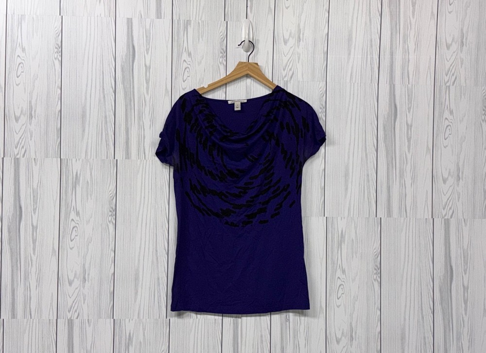 Kenneth Cole top womens size medium short sleeve solid blue patterned blouse