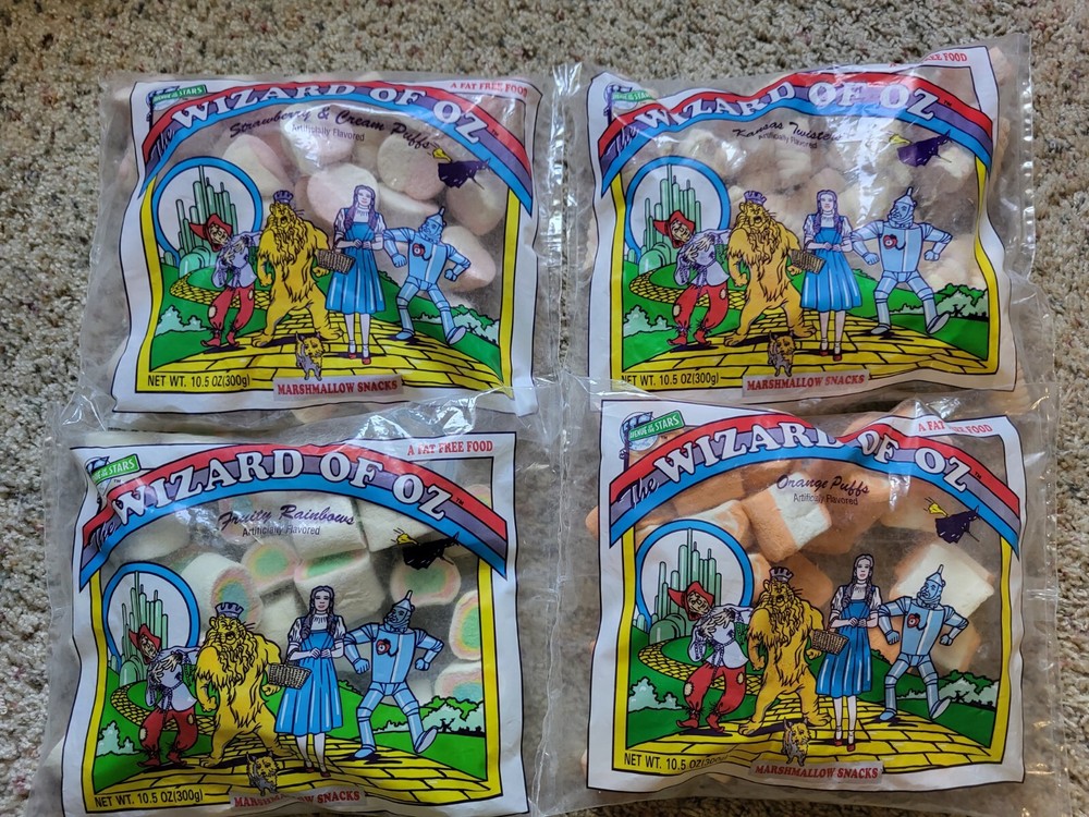 Four bags WIZARD OF OZ Marshmallow Snacks 1998  10.5 oz. bags, unopened