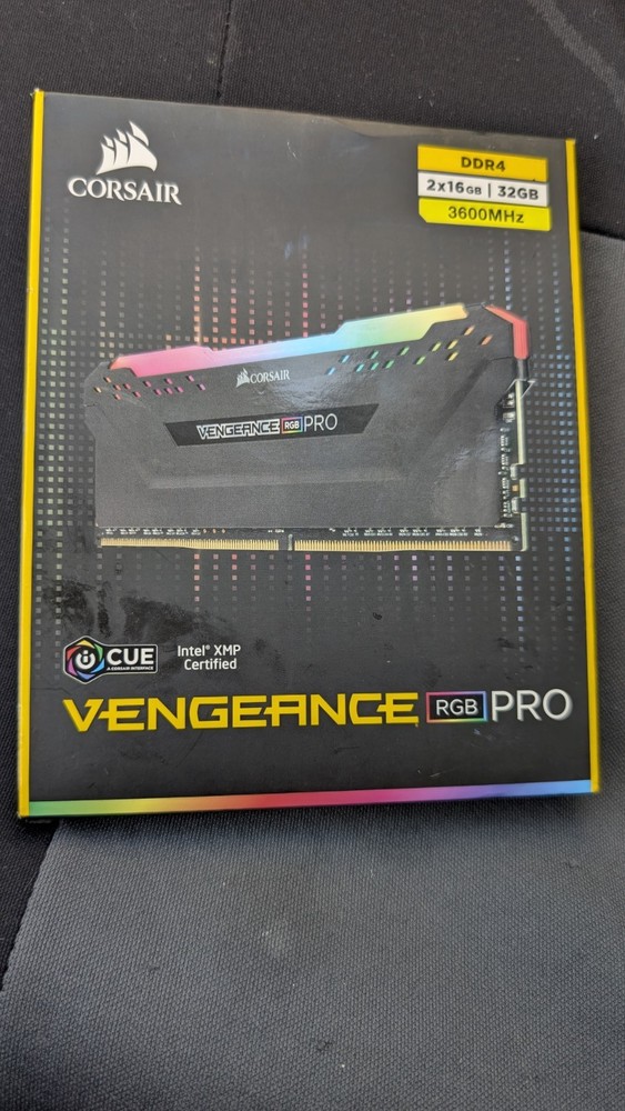 Corsair Vengeance RGB Pro DDR4 RAM 32GB (2x16GB) 3600MHz Black