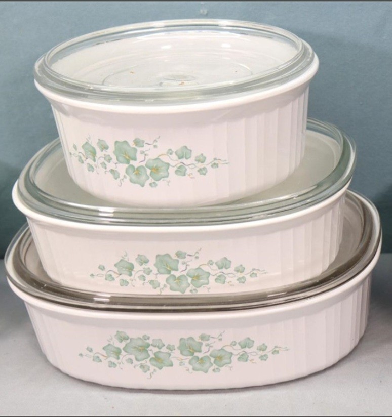 Corelle Callaway Green Ivy Glass Cassorole  Plates, Bowls, Cups,Saucers 26ct Set