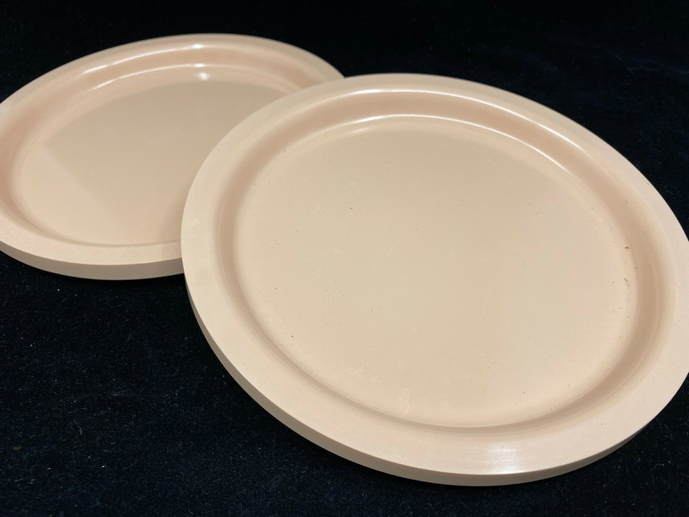 2 Salad Plates Kasen Peter Pan Indiana Peach Plastic Stacking Melamine MCM MOD