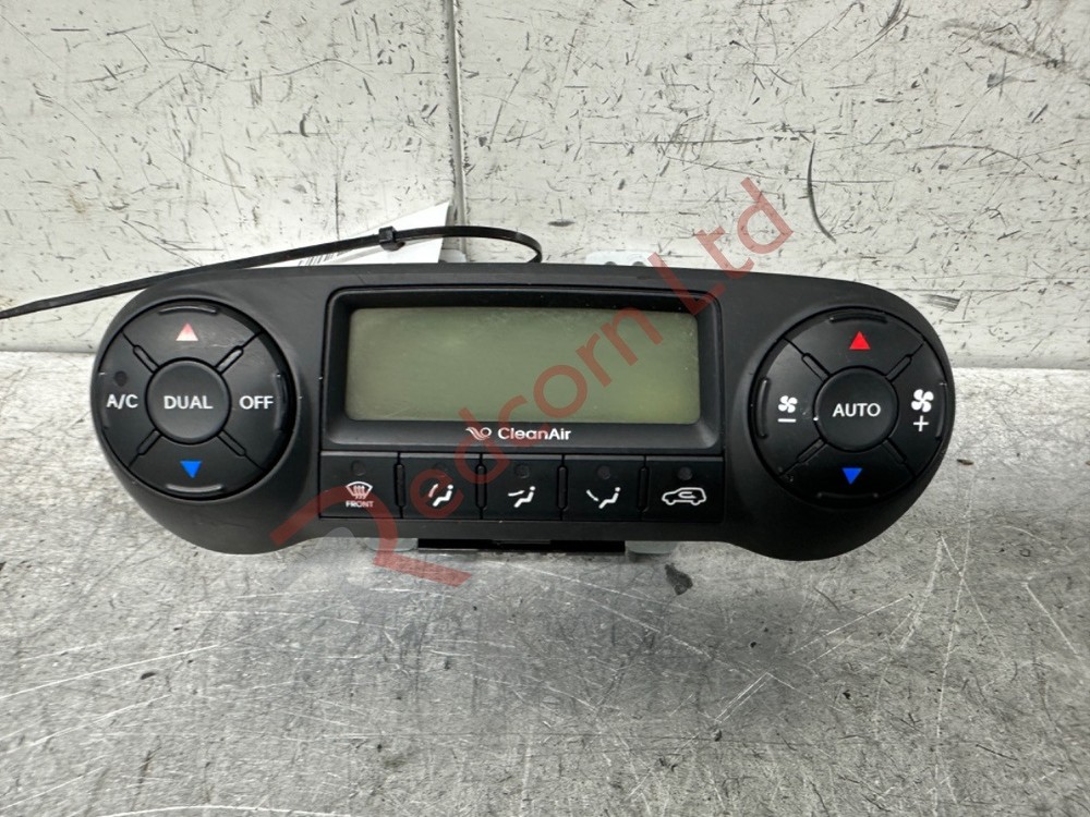 2010-2015 HYUNDAI ix35 CRDi Digital Climate Control Panel 972502y601
