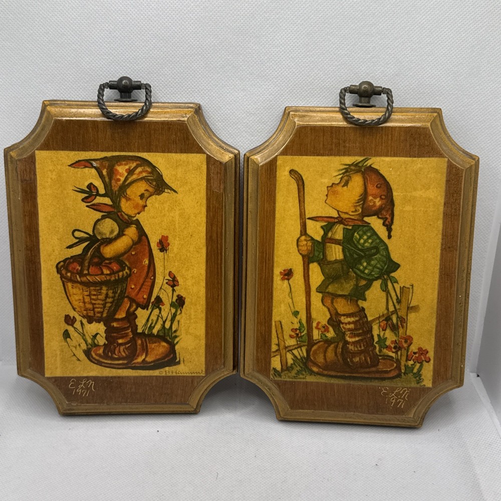 2 Hummel Vintage Wood Wall Print Plaques Hanging Pictures Boy and Girl 1971