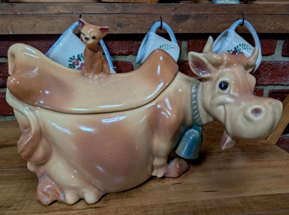 Vintage Brush USA McCoy Elsie the Cow w/Winking Cat Cookie Jar - W10 1950s