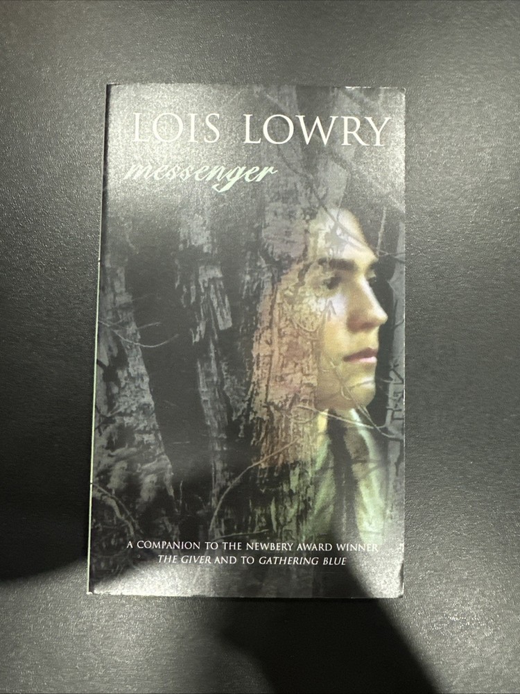 Messenger by Lois Lowry (2006, Mass Market)