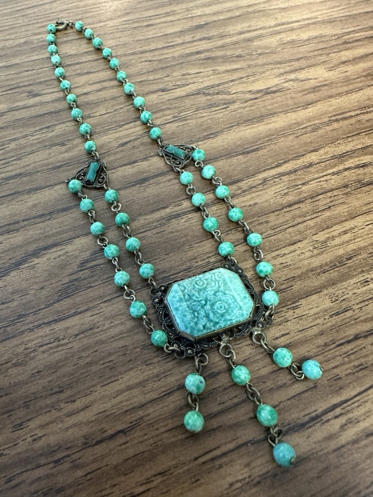 Stunning Antique Czech Art Deco Speckled Glass  Necklace Peking Neiger bros