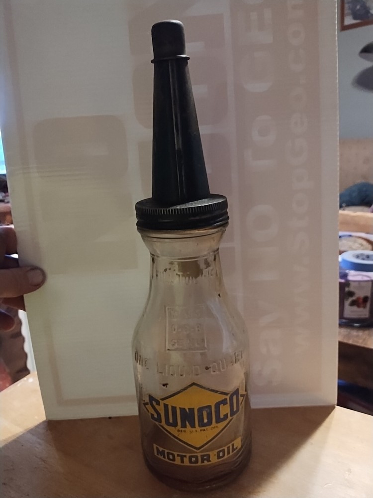 Vintage SUNOCO Glass Motor Oil Bottle Jar One Quart with Spout & CAP  RARE
