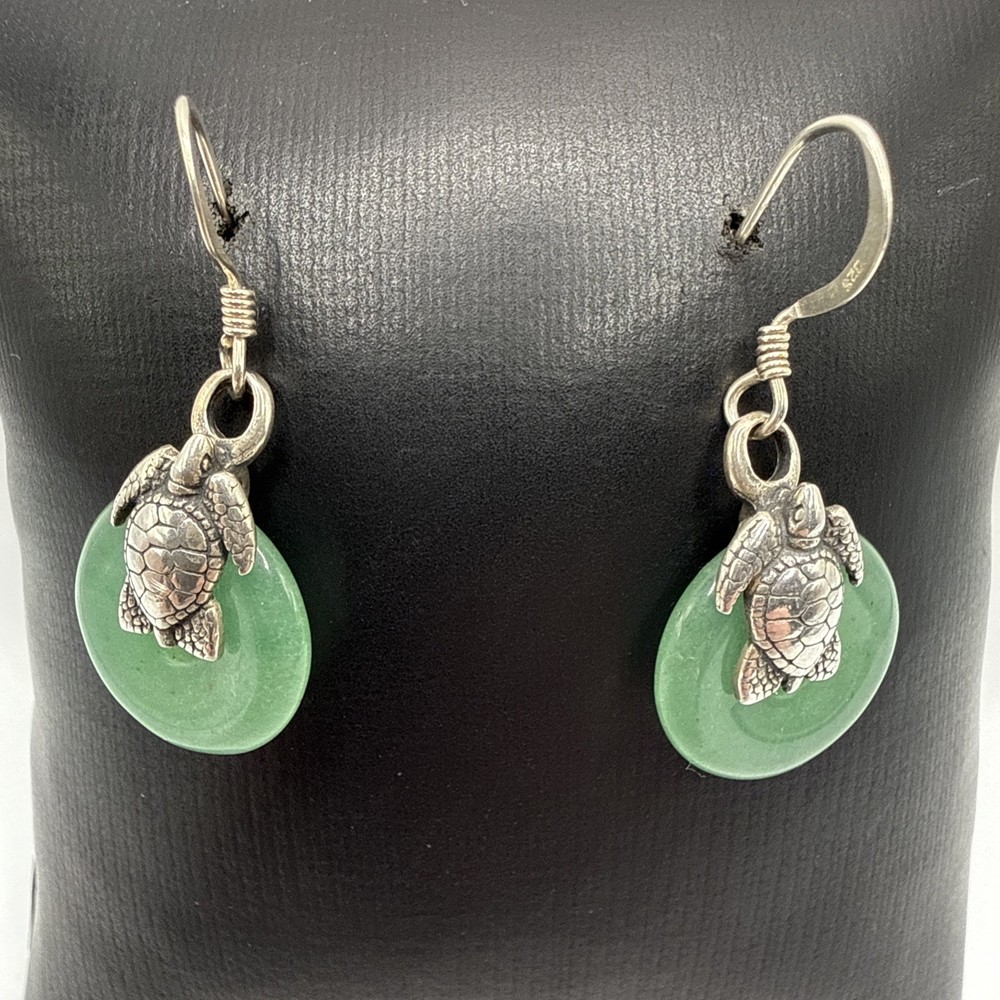 Vtg 925 Sterling Silver Sea Turtle Chalcedony Dangle Drop Earrings. 4.6 Grams.