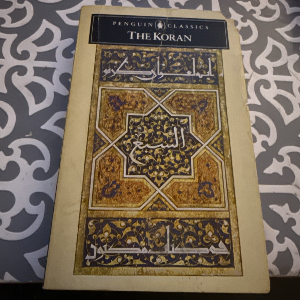 The Koran (Penguin Classics) - Paperback By Dawood, N. J.