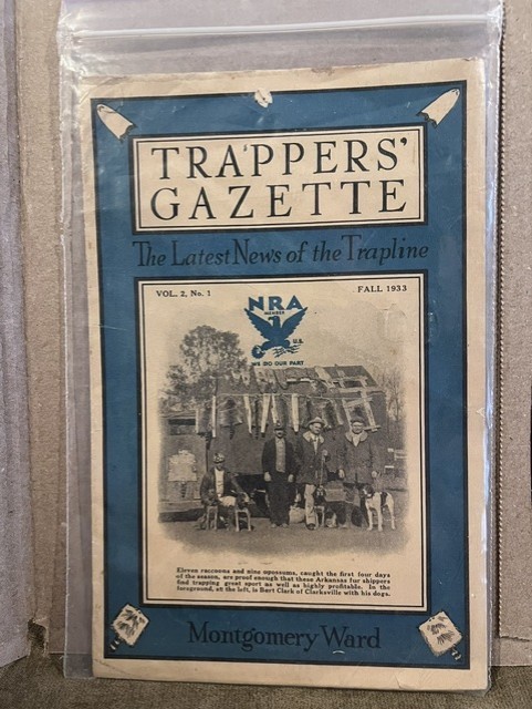 **RARE Trappers' Gazette The Latest News of the Trapline 1933, Montgomery Ward