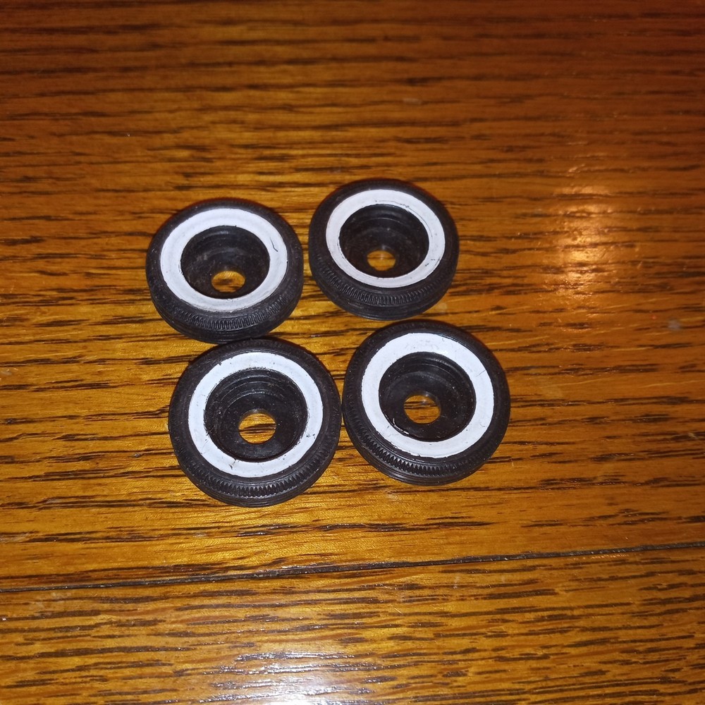 Vintage  Deep Center  Promo  Model Car Tires White Walls   1/25-  Amt/Smp/Johan