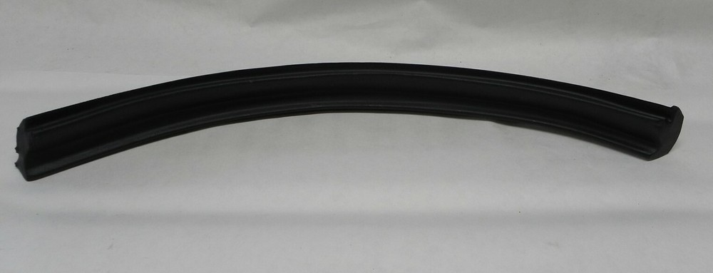 1995-2000 CHEVROLET CAVALIER PONTIAC SUNFIRE GM #12362947 LEFT REAR WEATHERSTRIP