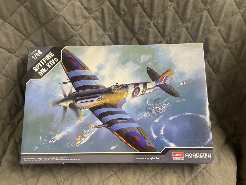 ACA12274 1:48 Academy Spitfire Mk XIVc