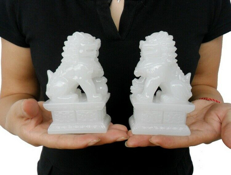 Pair Chinese Feng Shui White Lion Statue Evil Guardian Door Fu Foo Dog Figurine
