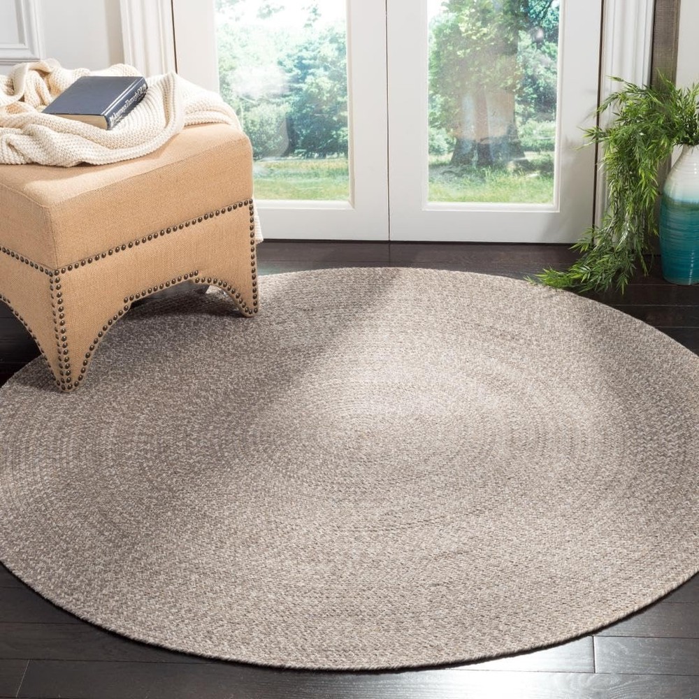 Boho Chic Handmade Braided Area Rug - 5' Round, Ivory & Beige Reversible
