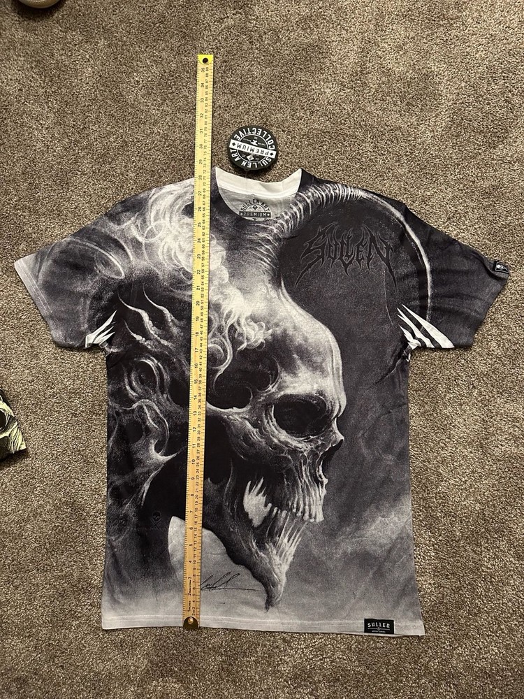 Sullen Art Collective Premium Skull Graphic T-Shirt Size Medium