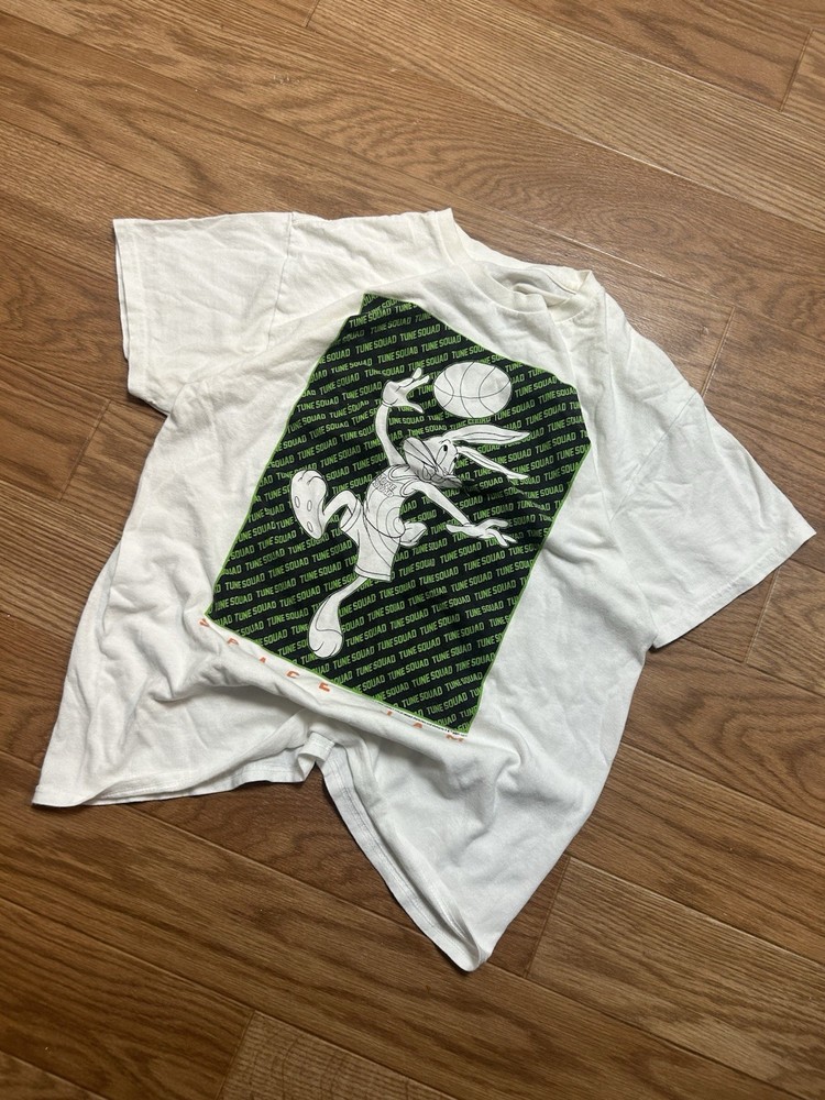 Vintage 90’s Space Jam Bugs Bunny Tee Size L