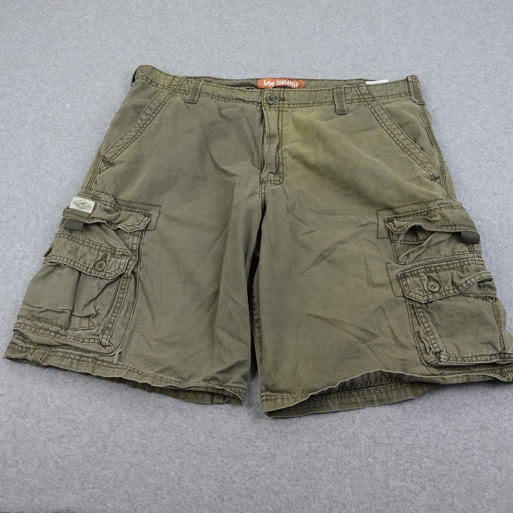 Lee Men's 38 Cargo Shorts Olive Green Baggy Military Y2K Skater Flat Front