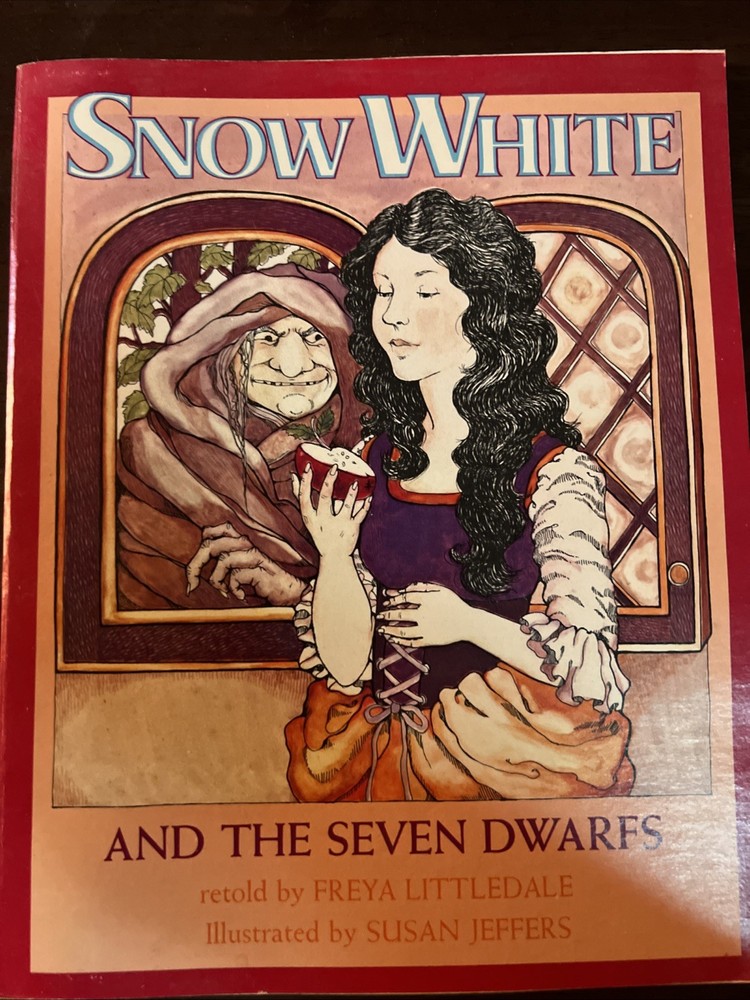 Snow White And The Seven Dwarfs Retold By Freya Littledale Vintage Children Book