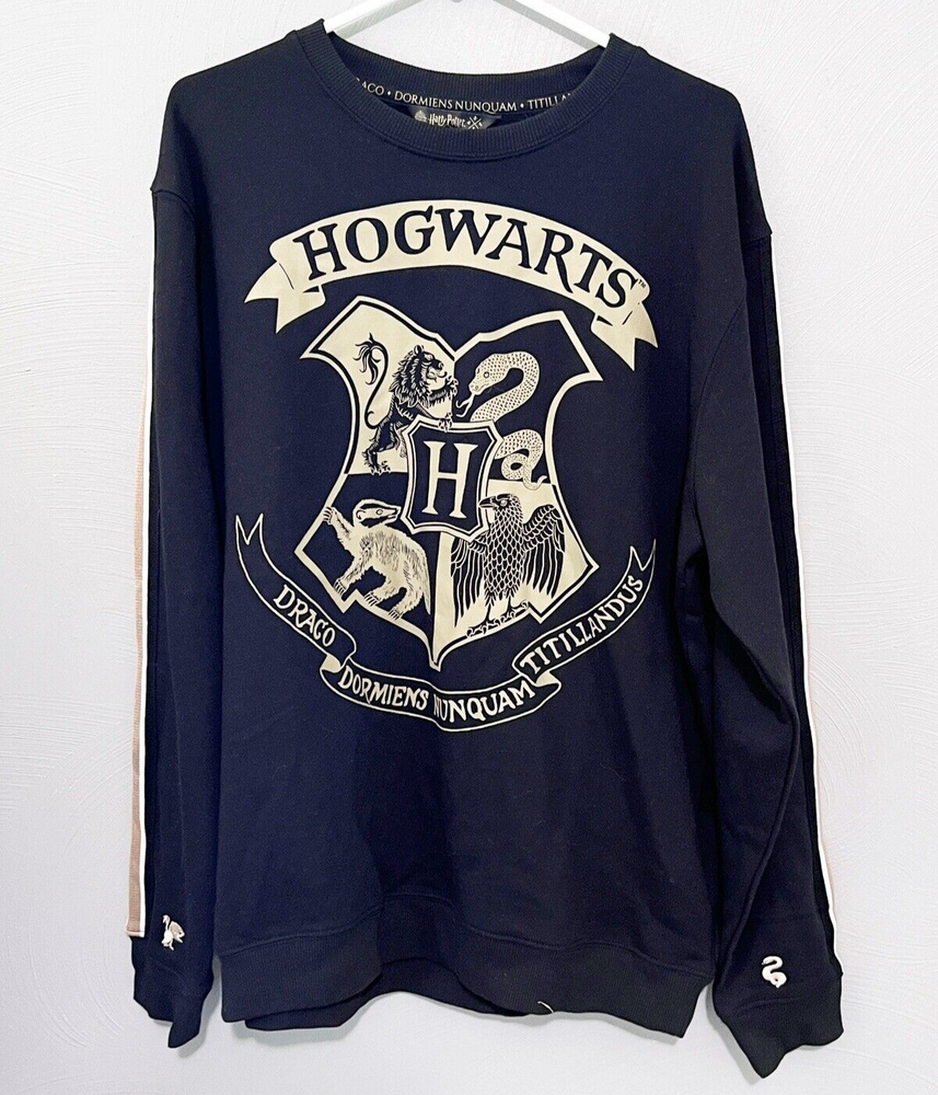 Wizarding World Harry Potter  Hogwarts Mens/Womens Sweatshirt Size Large NWOT