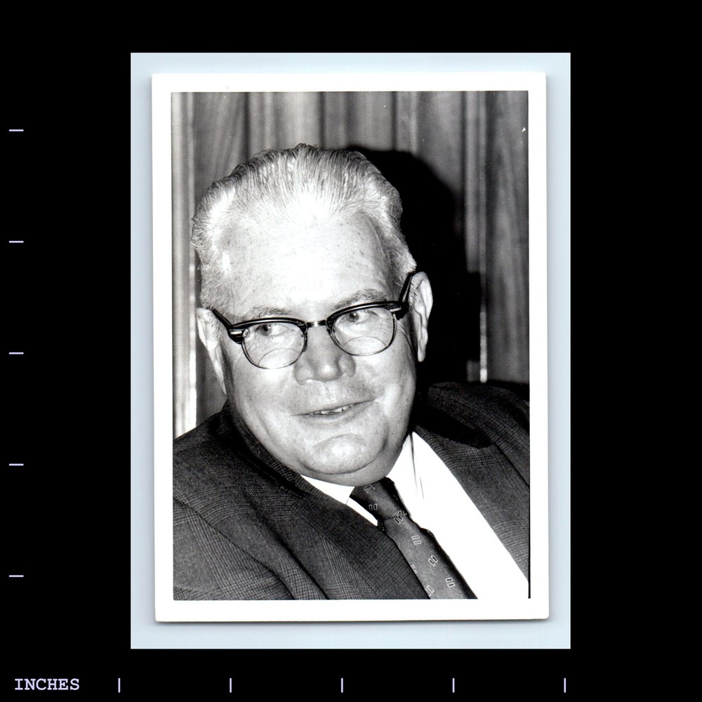 Vintage Photo MAN WITH GLASSES SOLO CANDID PORTRAIT