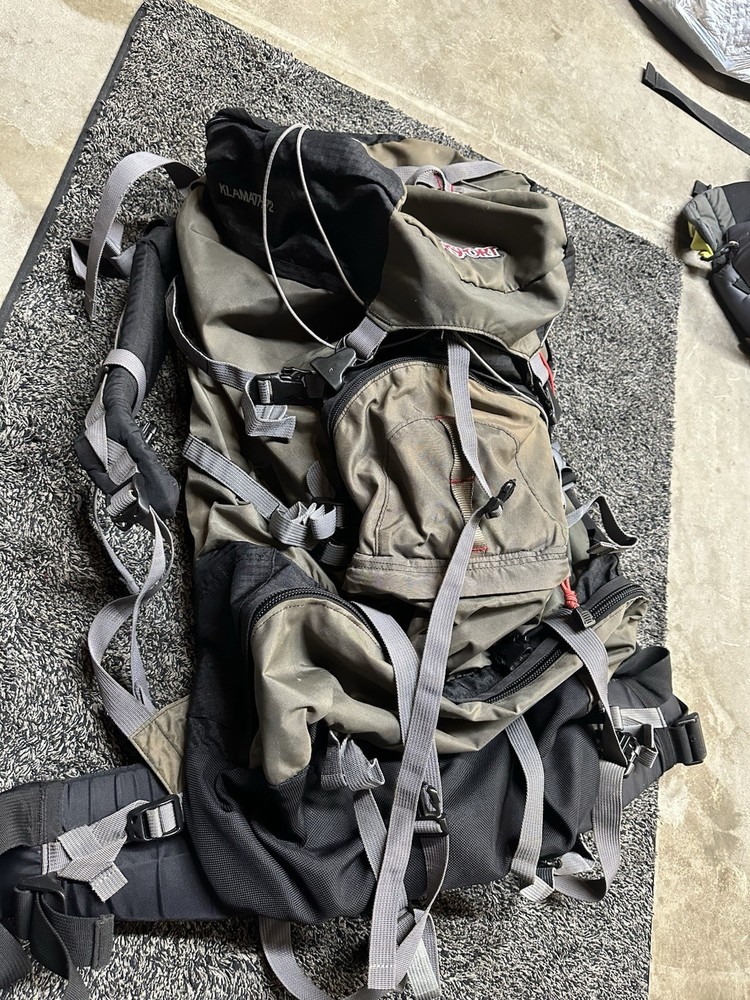JanSport Klamath 72 Hiking Backpack Large Internal Frame Camping Pack