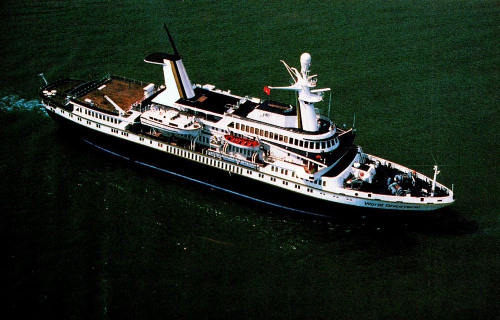 MS World Discoverer Expedition Ship Postcard Unposted Color Chrome