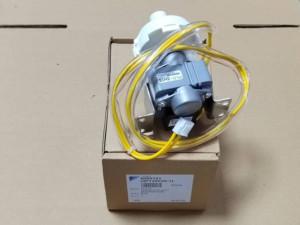 1PCS NEW FOR Daikin Ductwork drainage pump P220DB-029