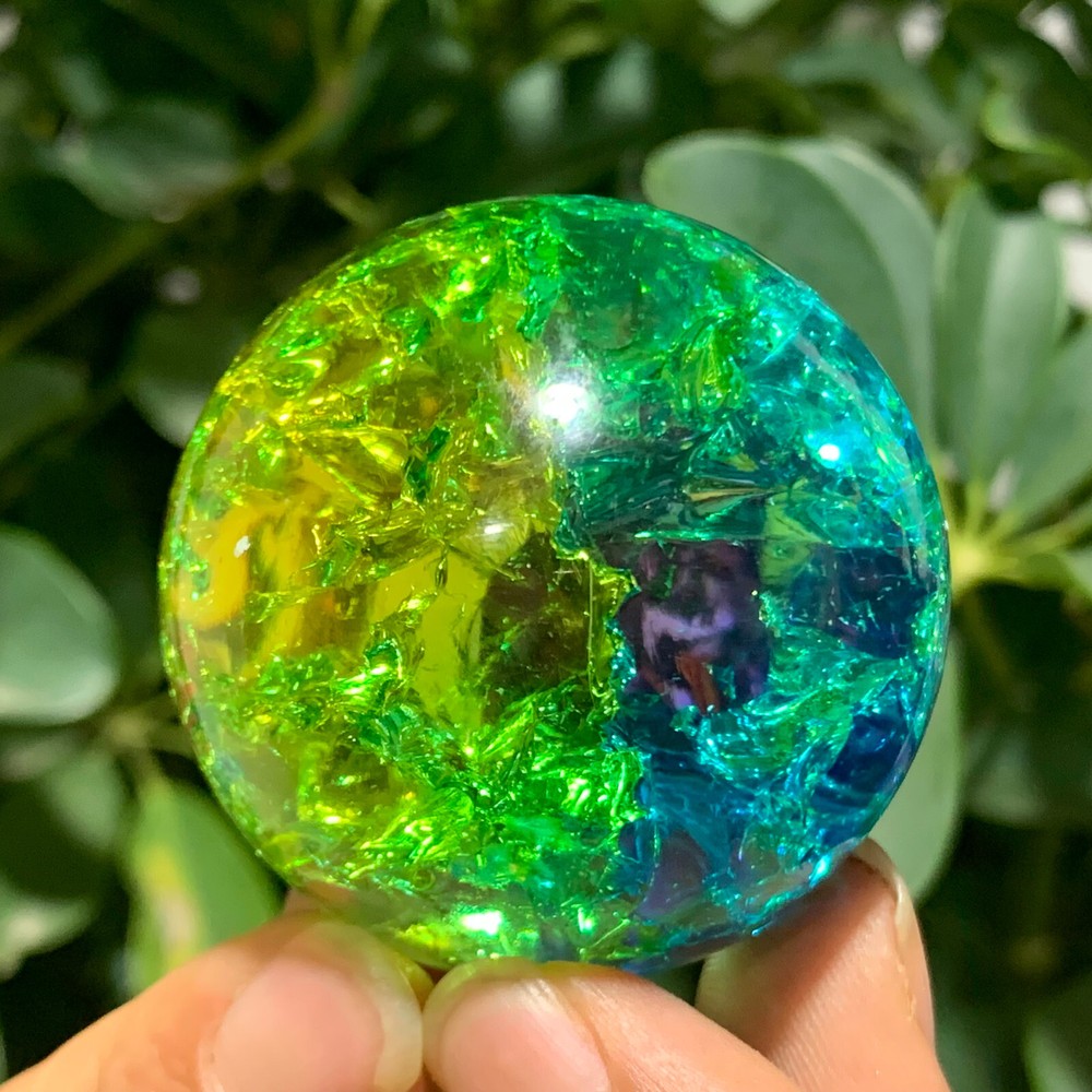 154G Natural Titanium Rainbow Quartz sphere Crystal ball Healing