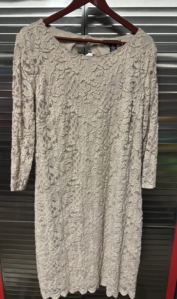 Holiday Beige Lace Party Dress with Gold Sparkles 3/4 Sleeve Lace  1X.