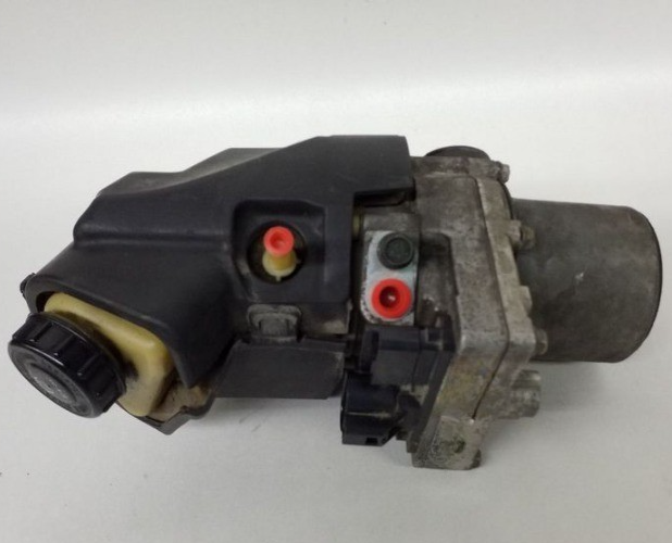 2015-2018 Nissan Altima Power Steering Pump Assembly OEM