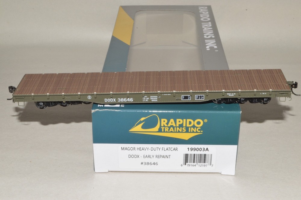 HO scale Rapido-Trains 54' Magor heavy duty flat car train DODX EARLY military