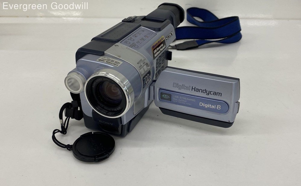 Sony Handycam DCR-TRV350 Digital 8 Camcorder Powers On Untested P/R