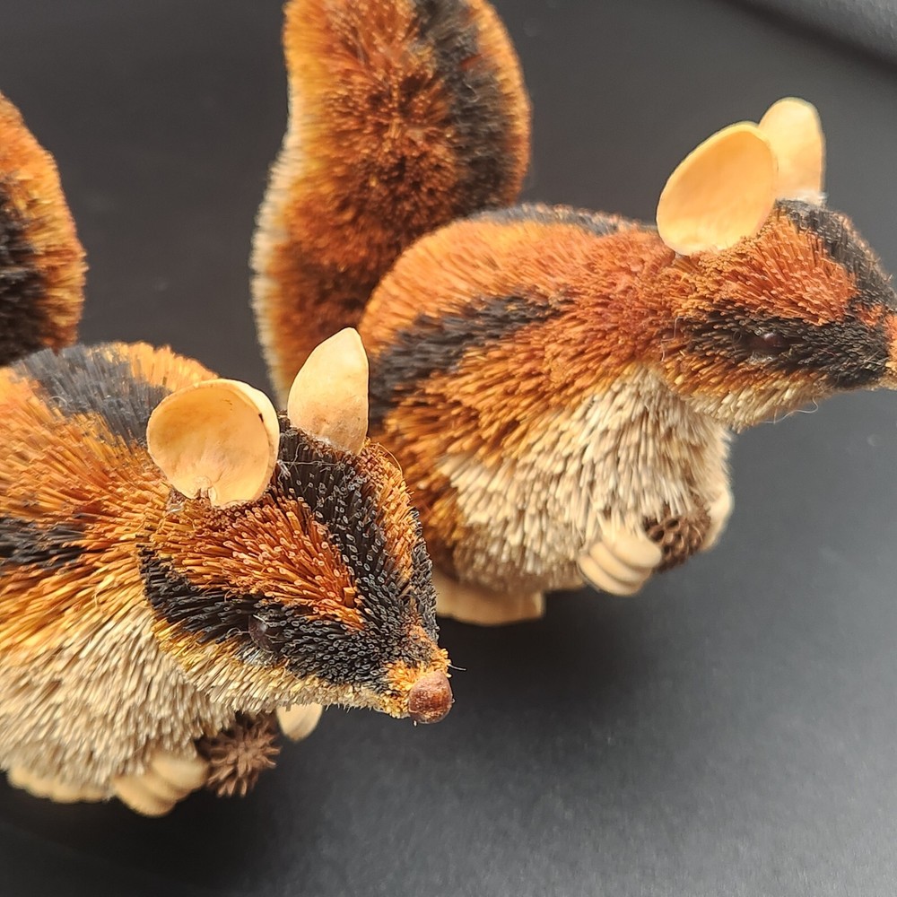 Vintage Bristle Brush Grass Art Squirrel Figurine Set of 2 Natural Fiber Decor