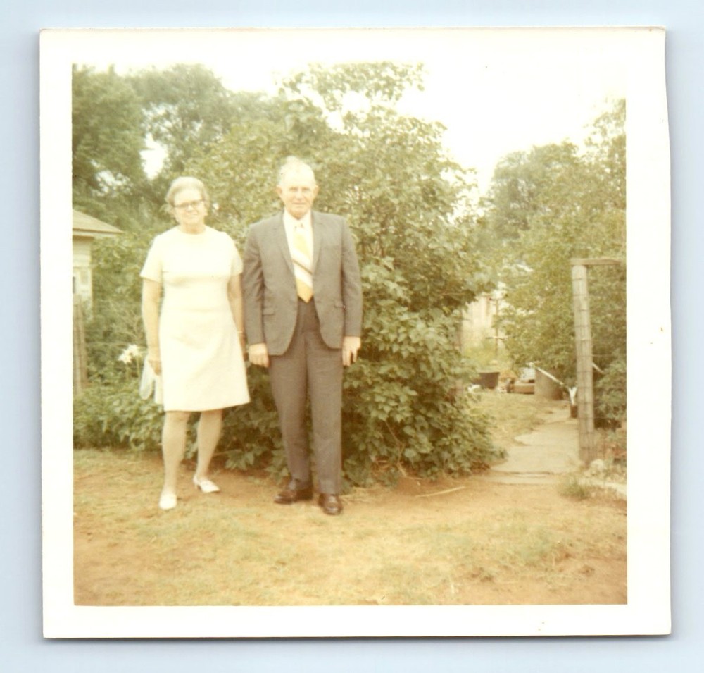Old Vintage Square Color Photo MAN WOMAN COUPLE STANDING IN YARD SNAPSHOT