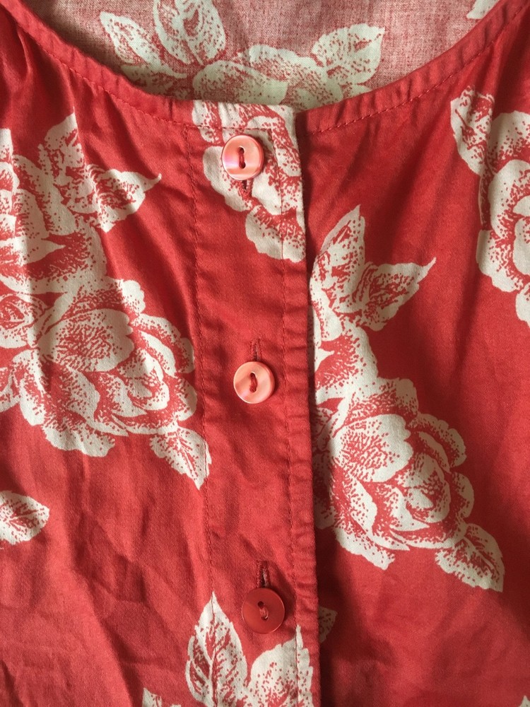 NWT Modcloth Coral Floral Print Button Front Top Blouse Size M Cropped Cottage S