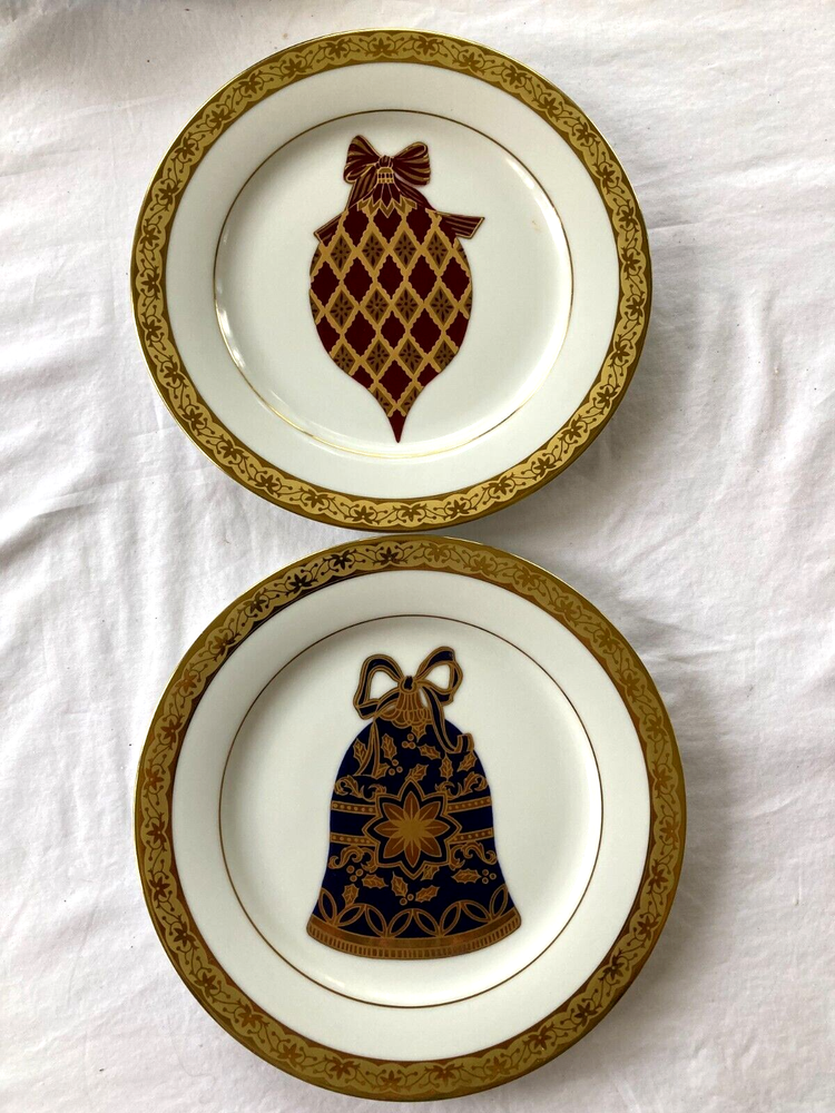 SET OF 2 NEW MUIRFIELD CELEBRITY CHRISTMAS ORNAMENT ACCENT SALAD PLATES-image