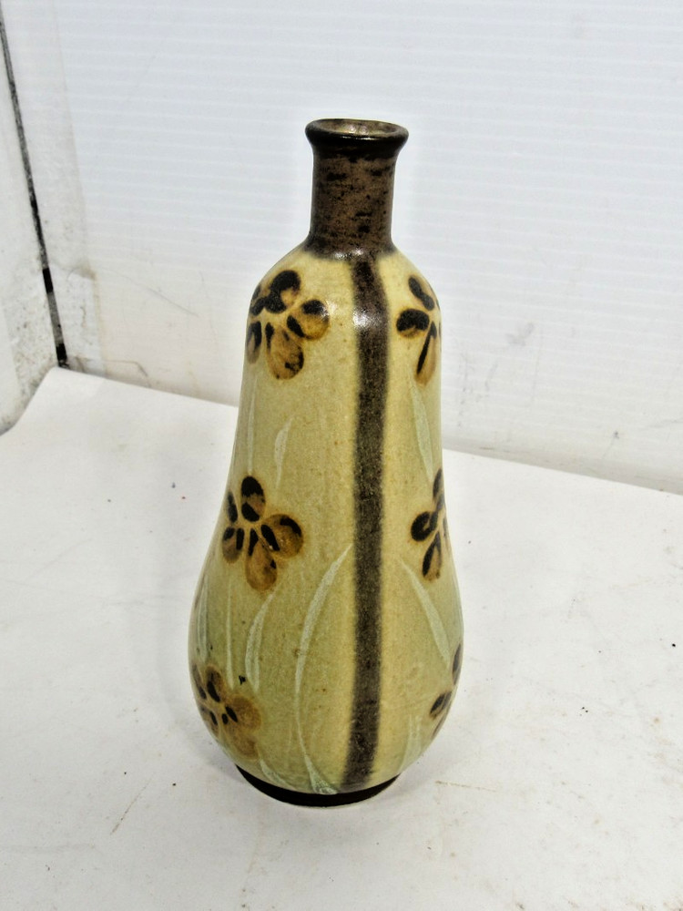 Studio Art Hand Made 6.75