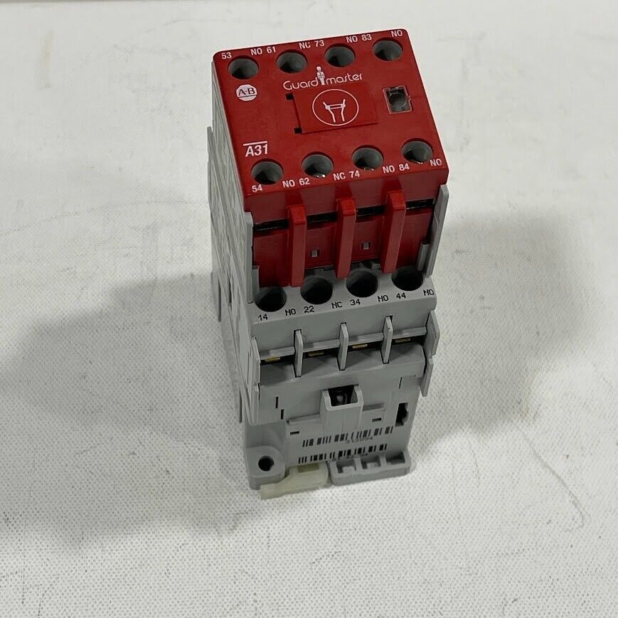 Allen Bradley 700S-CF620EJC Safety Control Relay 24VDC Operating voltage